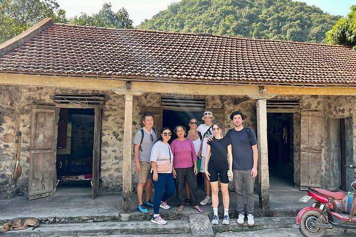 プライベートニンビンビチドンタムコックムア洞窟サイクリング日帰り旅行