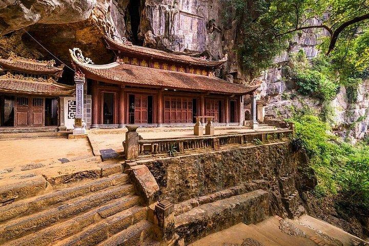プライベートニンビンビチドンタムコックムア洞窟サイクリング日帰り旅行