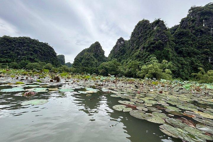 プライベートニンビンビチドンタムコックムア洞窟サイクリング日帰り旅行
