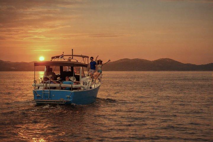 Zadar Sunset Tour per boot met wijn en snacks