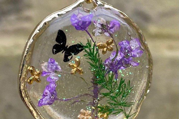 Paris 1e Duo Resin Jewelry Making Workshop