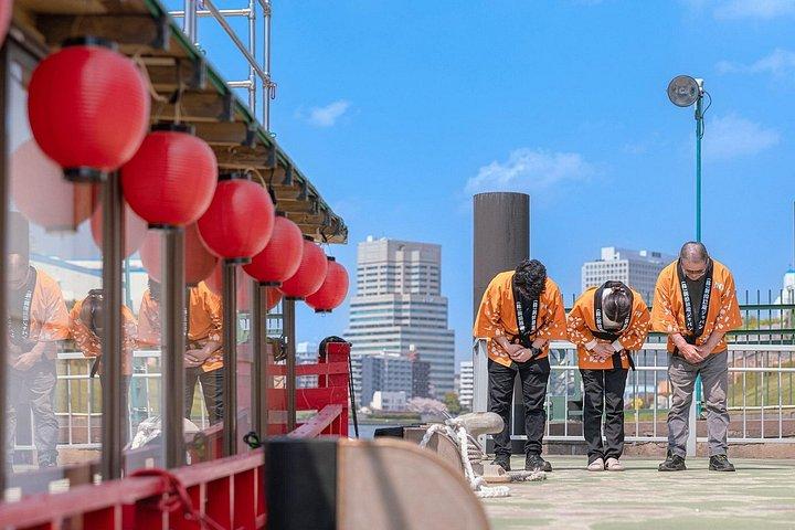 東京屋形船ディナークルーズ：すき焼き、ショー&東京タワーオプション