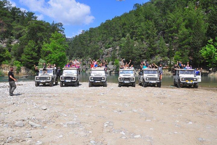 Tour en Jeep Safari Rafting en Monster Truck y Tirolesa