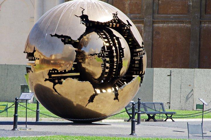 Vatican Museums Skip-the-Line Tickets with Host Assistance