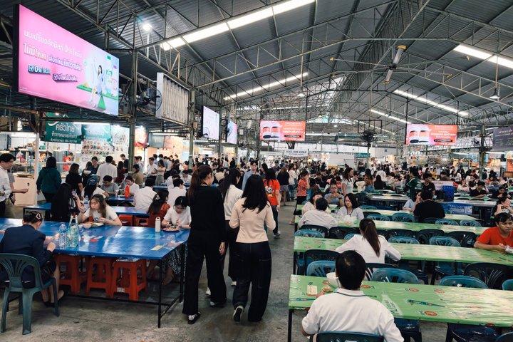 バンコクで最も本格的なガイド付きフードツアー（10+試食付き）