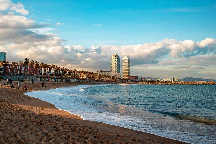 TukTuk tour of Barcelona, the mountains and the beach