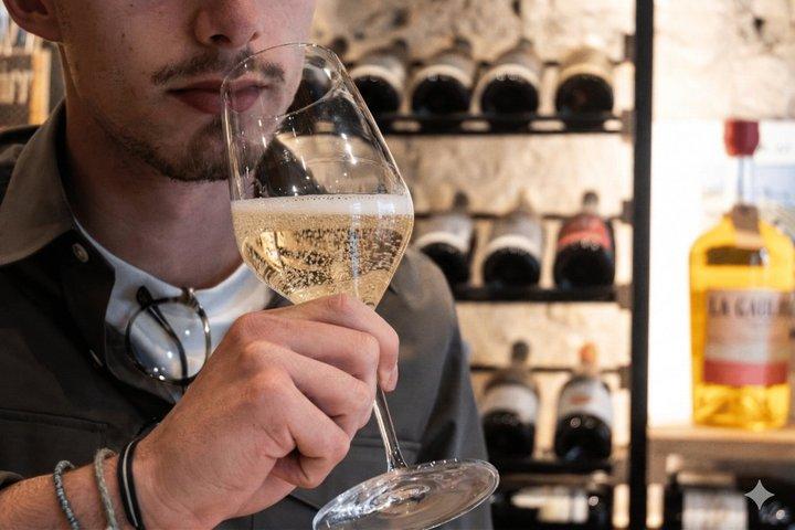 Nice Gourmet immersion between wines and champagne