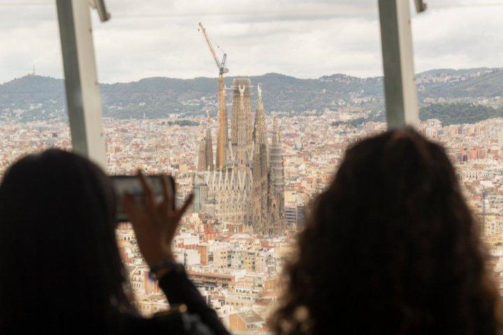 Ingresso al punto panoramico della Torre Glories a Barcellona