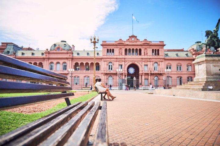 City Tour in Buenos Aires and Navigation Open Bar