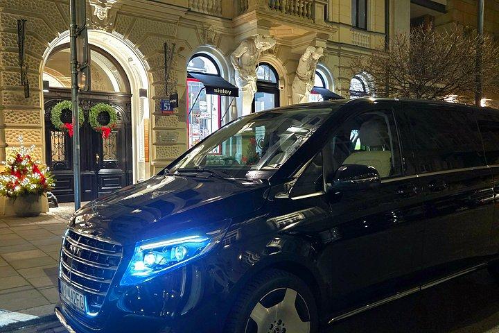 トレブリンカ記念往復ワルシャワ発メルセデスVクラス経由