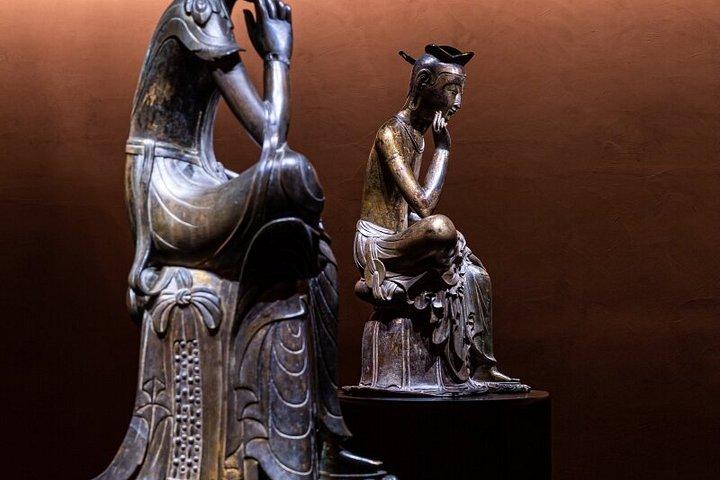 Seoul Museum Guided Walking Tour 2 Hours