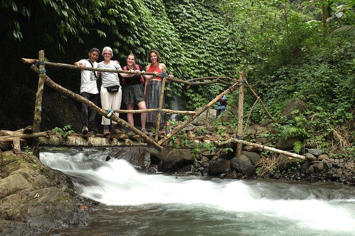 Trekking and Sightseeing tour with lunch