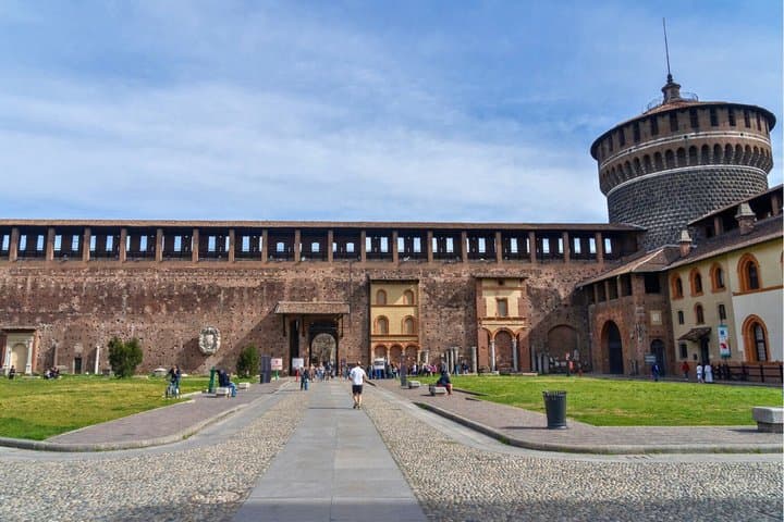 Milan Sforzesco Castle Entry Ticket with Audio Guide