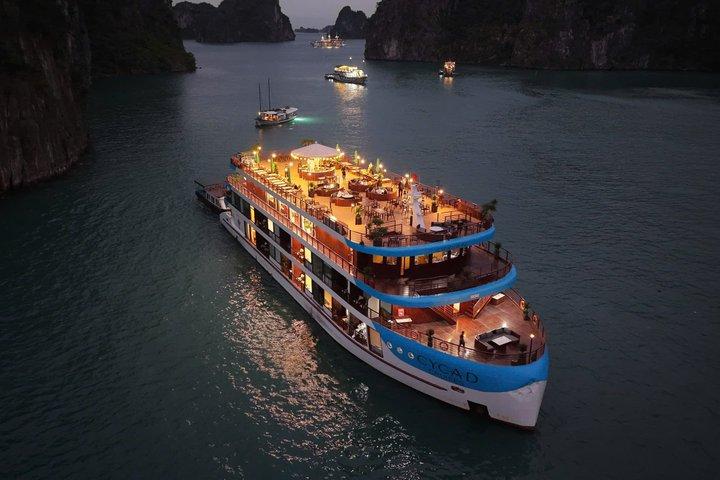 Karta över Bai Tu Long Bay