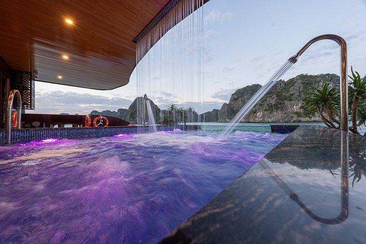 ソテツクルーズ白頭龍湾