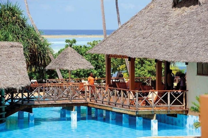 7 Days Romantic Kenya Honeymoon or Anniversary Safari Holiday