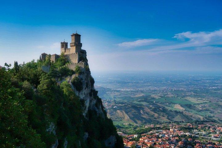 Saint-Marin, un monde minuscule - Excursion privée d'une journée au départ de Bologne