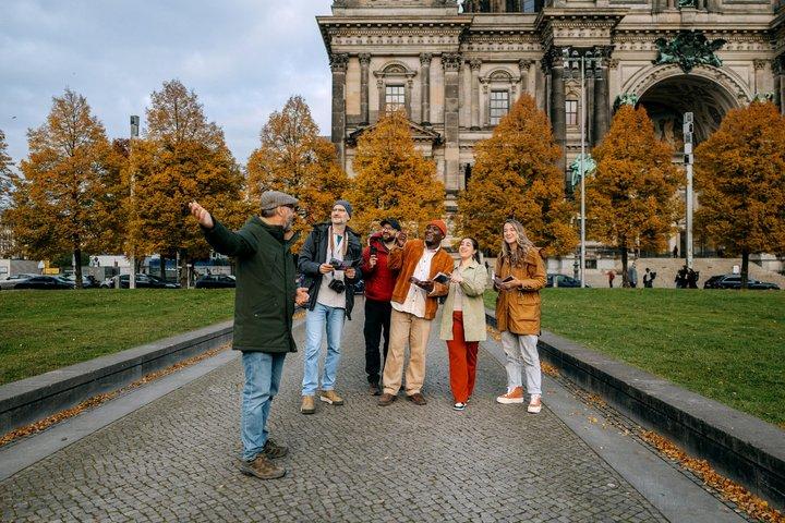 Berlin Wall History Private Walking Tour