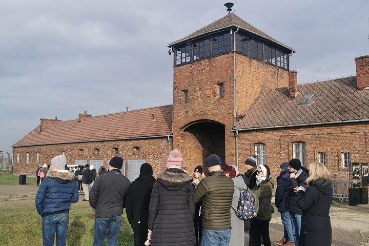 Auschwitz Birkenau Tour med transfer og billetter fra Krakow
