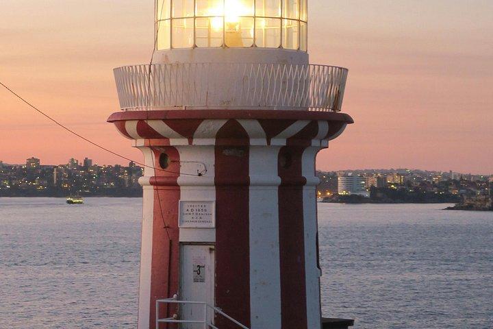 Sydney Private Highlights and Local Treasures Tour