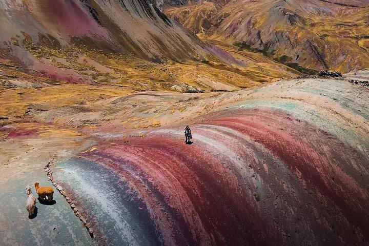Excursión Rainbow Mountain Palcoyo con comidas desde Cusco