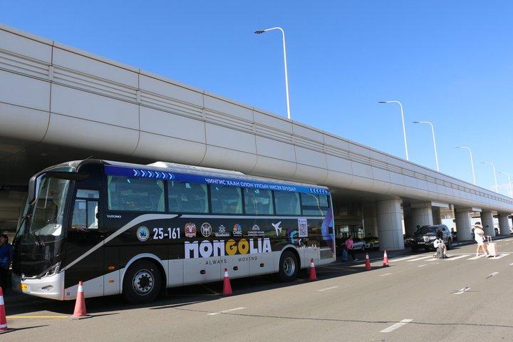 Aeropuerto Internacional Chinggis Khaan UBN Shuttle Bus