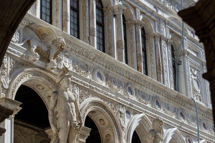 Doges Palace Secrets Intriga e Poder da Serenissima