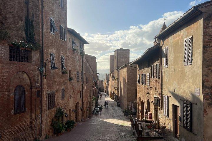 Tuscany Day San Gimignano & Certaldo con pranzo in cantina biologica