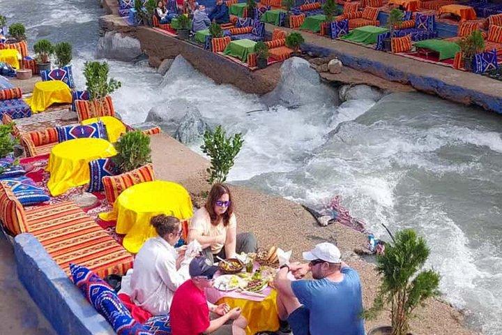 Marrakech : Excursion Ourika, Cascades, Atlas & Déjeuner