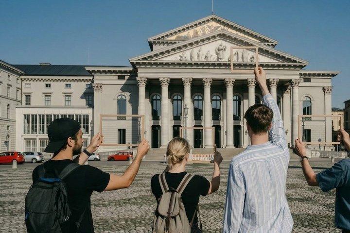 Munich Old Town Walk & Stencil Workshop de Arte