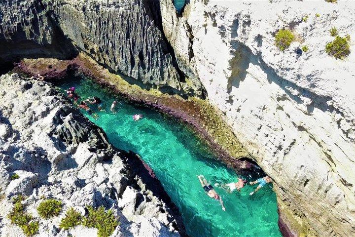Tropea: Alquila un barco Marinello nuevo. 4 Horas inolvidables, 5 asientos
