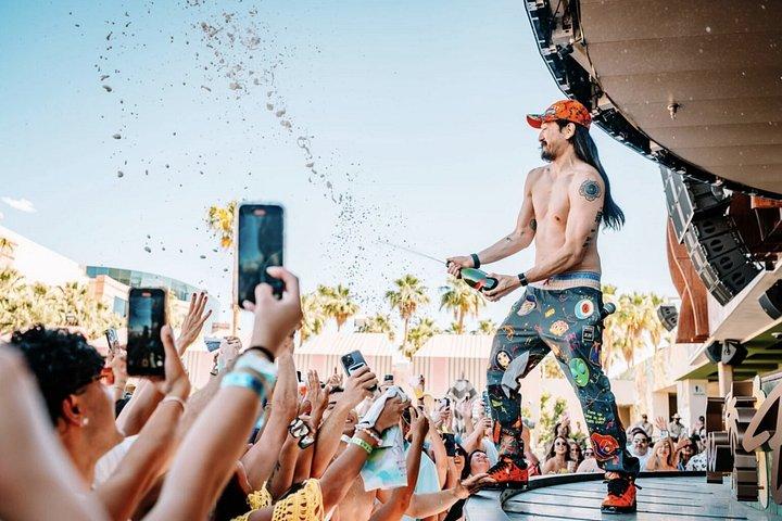 Las Vegas VIP Pool Crawl with Party Bus and Open Bar