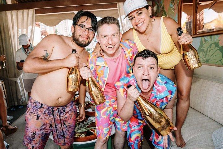 Las Vegas VIP Pool Crawl with Party Bus and Open Bar