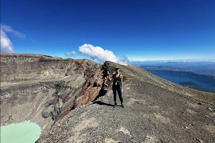 Hiking Expedition to Ilamatepec Volcano