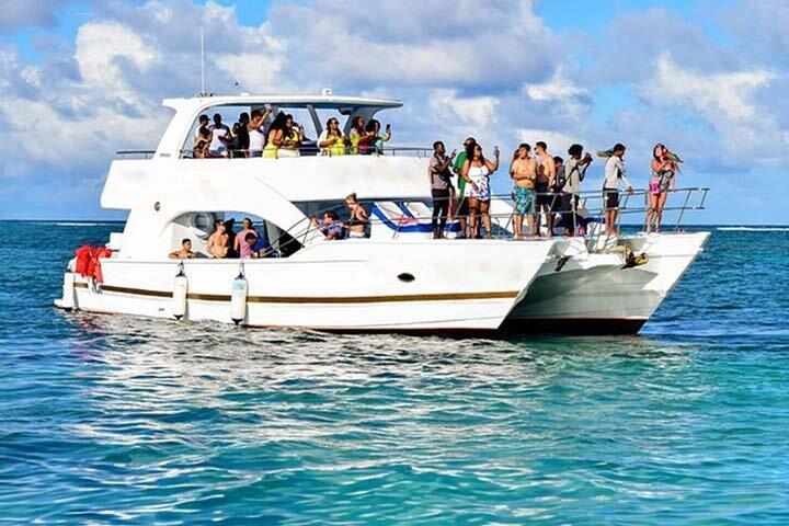 Punta Cana Party Boat Dancehall möter hiphop och förfest