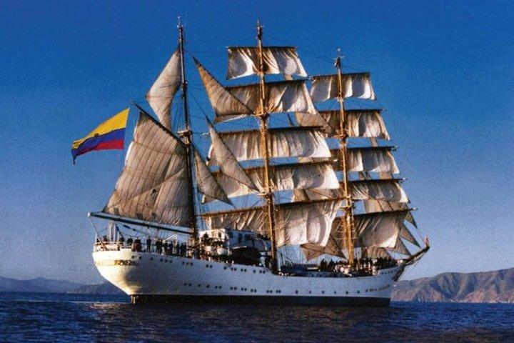Sail4th America 250 Navires Harbor Sunset Preview Croisière New York