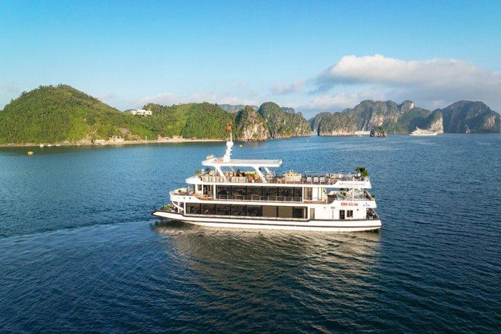 Von Hanoi : 5 - Panoramafahrt mit Buffet Mittagessen & Limousine