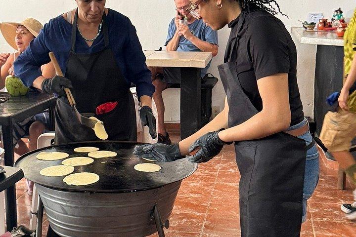 本格ビーチフロントメキシコ料理教室カフェジャガーコスタマヤ