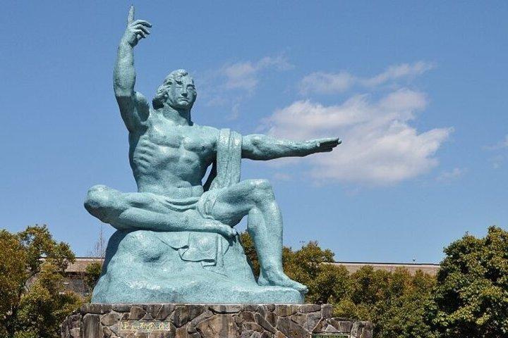 Excursion privée d'une journée à Nagasaki (Excursion à terre disponible)