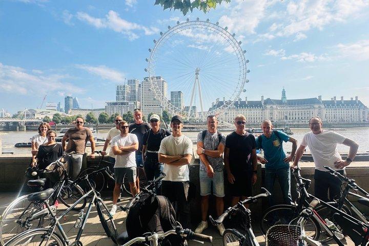 ロンドンの名所を巡る3.5時間の朝のツアー