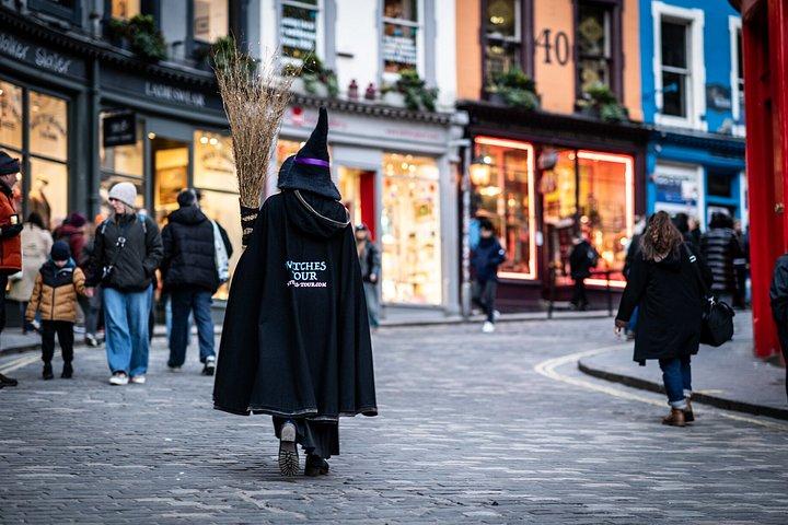 エディンバラ：魔女と幽霊の歴史ウォーキングツアー