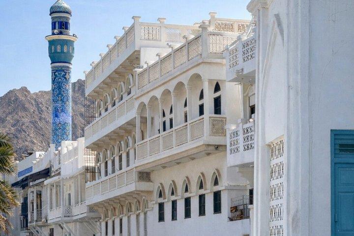 Esplora Muscat con tour privato
