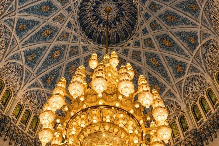 Esplora Muscat con tour privato