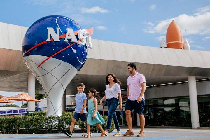 ポートカナベラルからケネディ宇宙センター見学、その後MCO空港へ