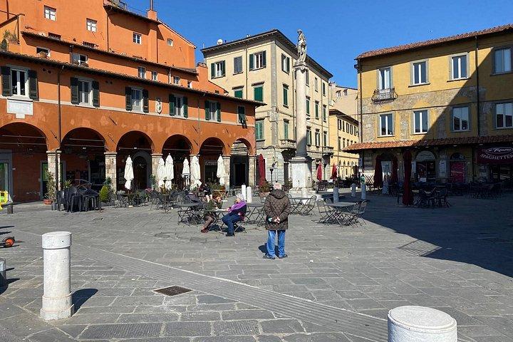 Private Lucca-Pisa Day Trip from Florence with Cathedral Complex