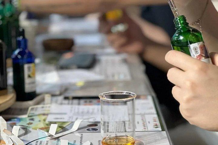 Marmaris : Perfumeワークショップ ～あなたの物語が詰まったボトル～