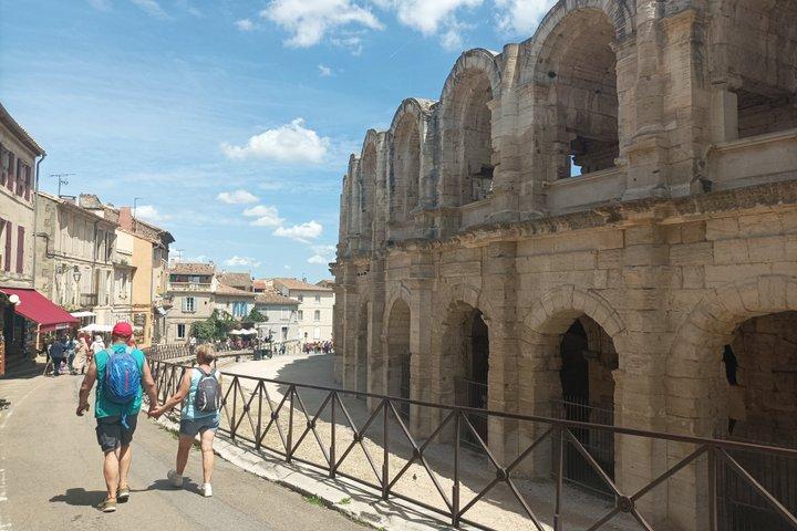 Private Tour in Arles: Eintritt zu römischen Denkmälern inklusive!