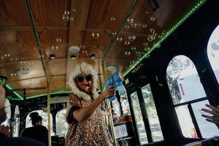 Nashville for Morons comedy trolley tour