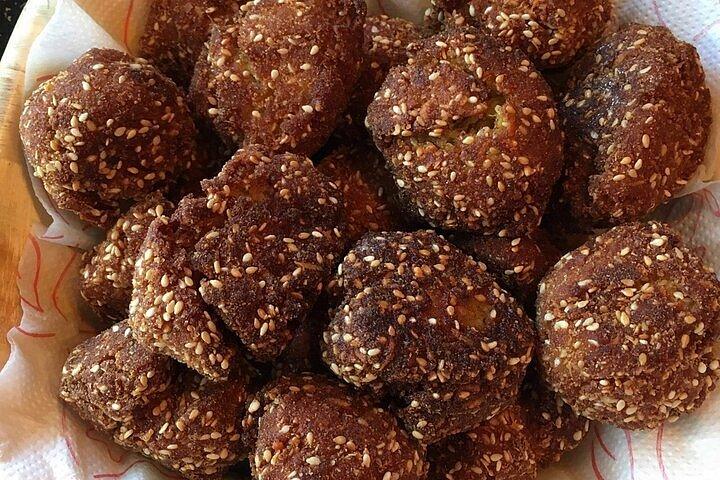 ブカレストのホームディナー;地元の家族と本格的なルーマニア料理