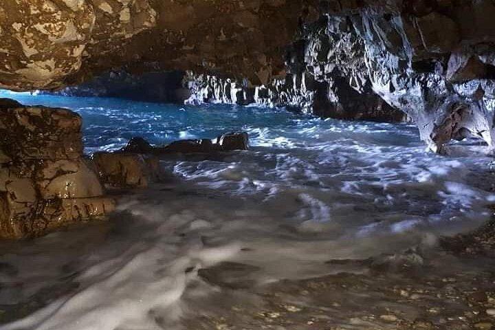 Polignano a Mare: Tour in Barca Grotte, Prosecco e Nuotata